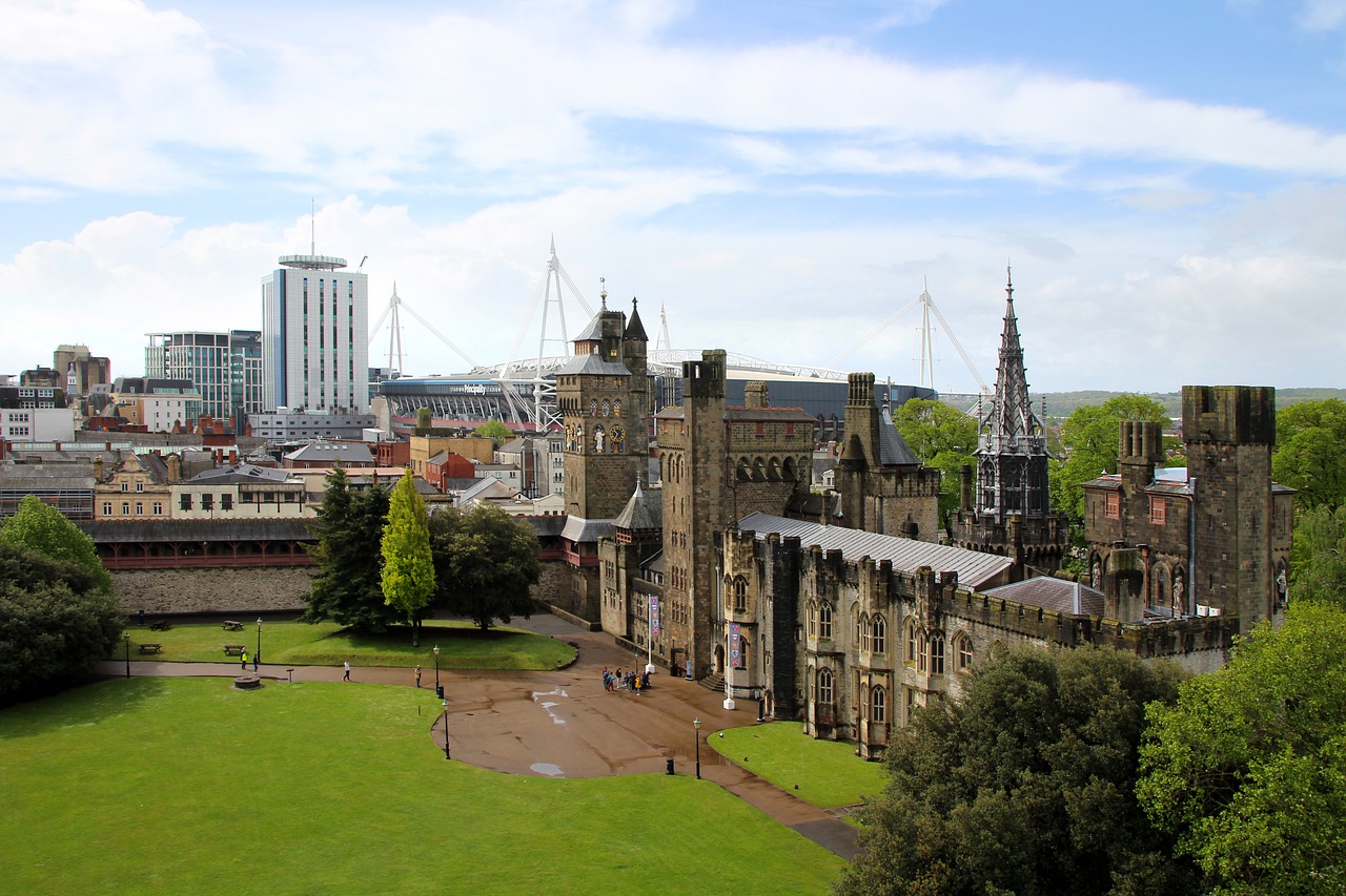 Top Ten Best Cities in the UK to Live and Work In
